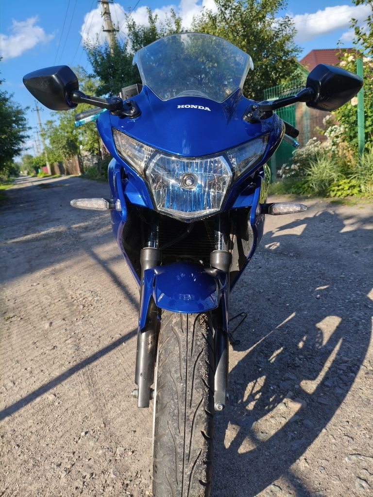 Honda CBR 250r 2011г