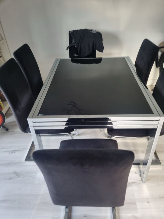 Stol i 6 krzesel wloski styl glamour grube szklo rozkladany