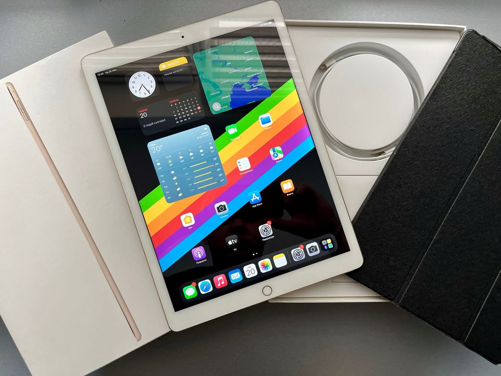 iPad Pro 12.9 128 GB з коробкою + чохол ІДЕАЛ айпад про 12.9 128 гб