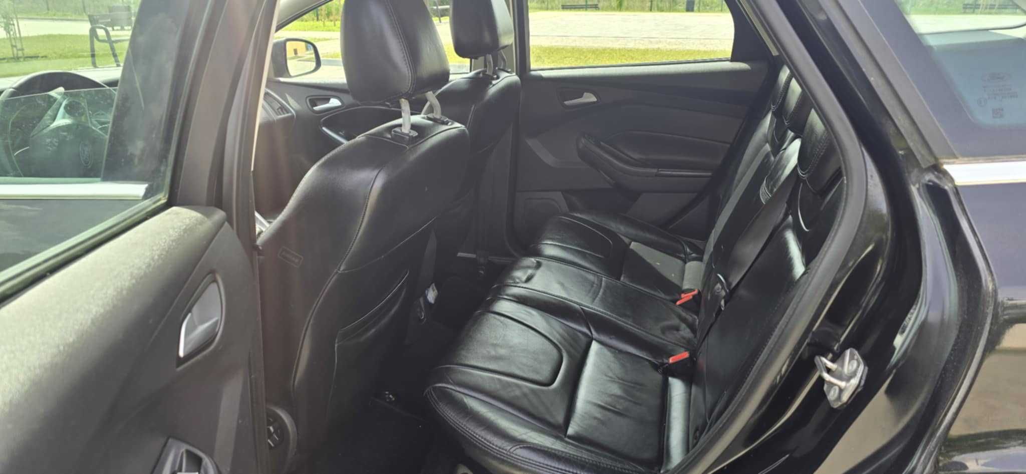 Ford Focus 1.0 benzyna 2013r kombi manual bogate wyposażenie