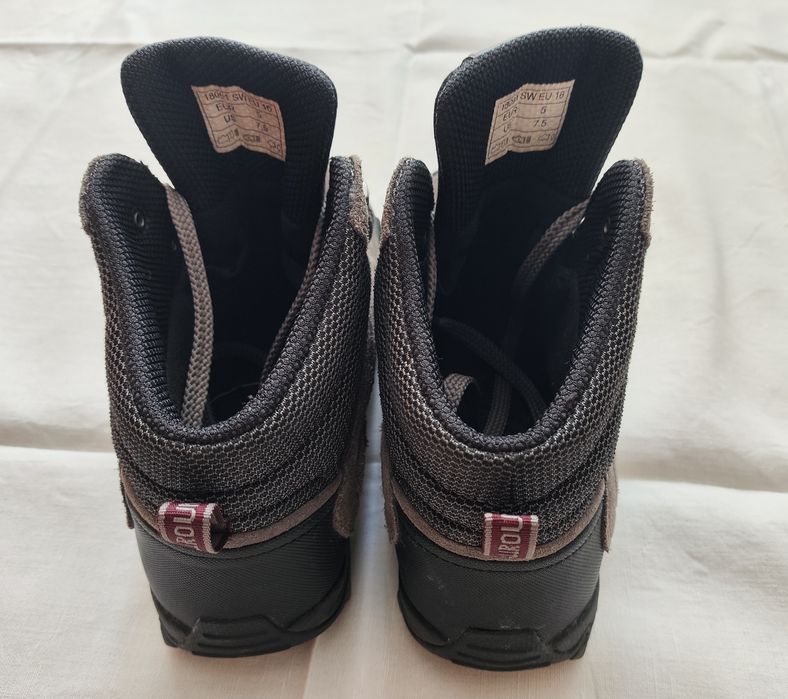 Ботінки від ALLROUNDER.