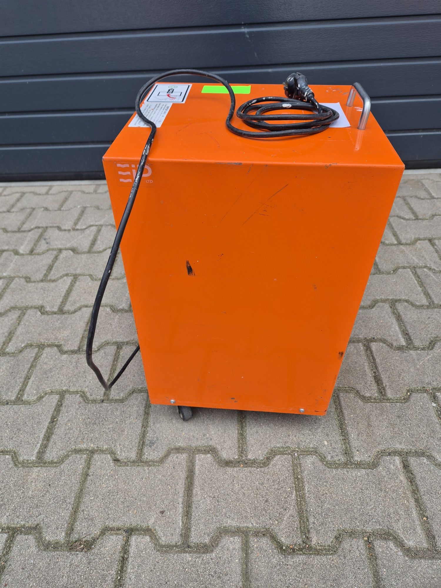 Osuszacz budowlany Trotec TTK 400 75L F-Vat23  Rok 2015