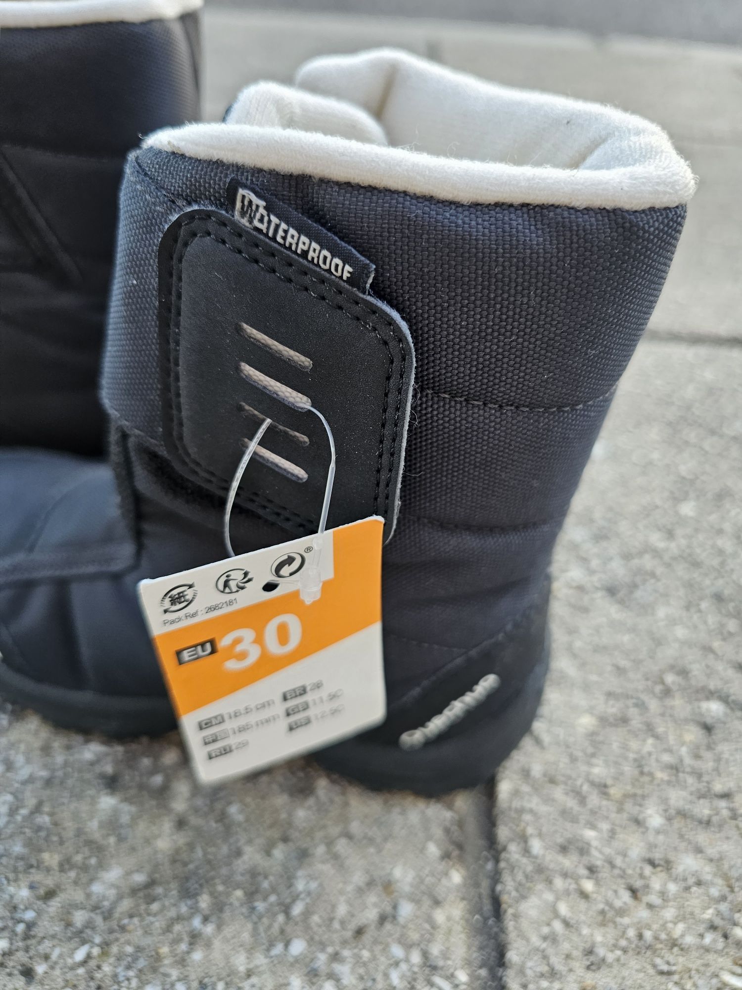 Botas waterproof novas Quechua de criança