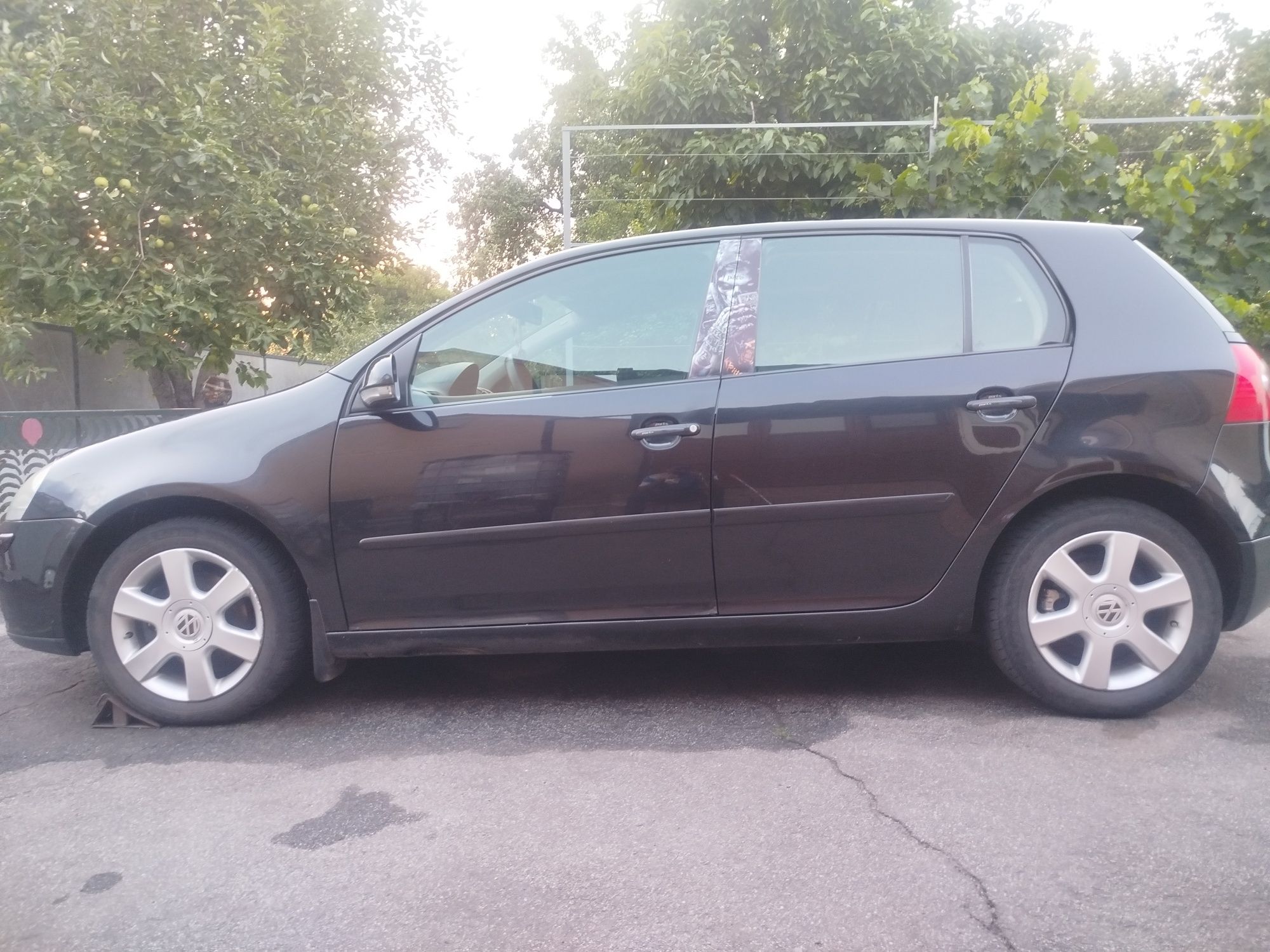 Продам Фольксваген гольф 5 2006г