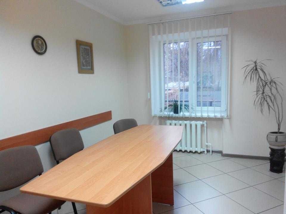 Оренда офісу 120 м • Центр міста • Окремий вхід • Своя парковка