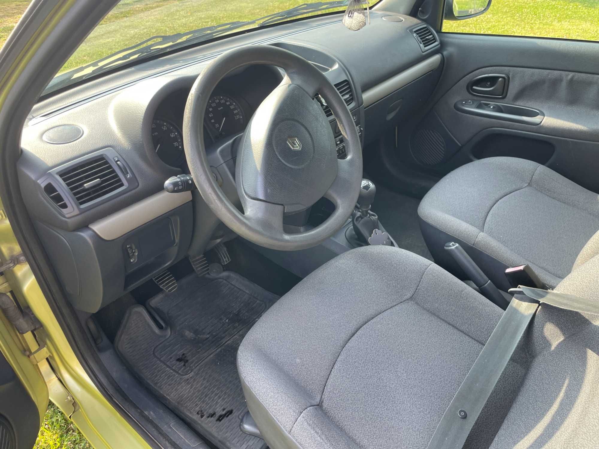 Renault Clio II 1.2 16V | 2004 |