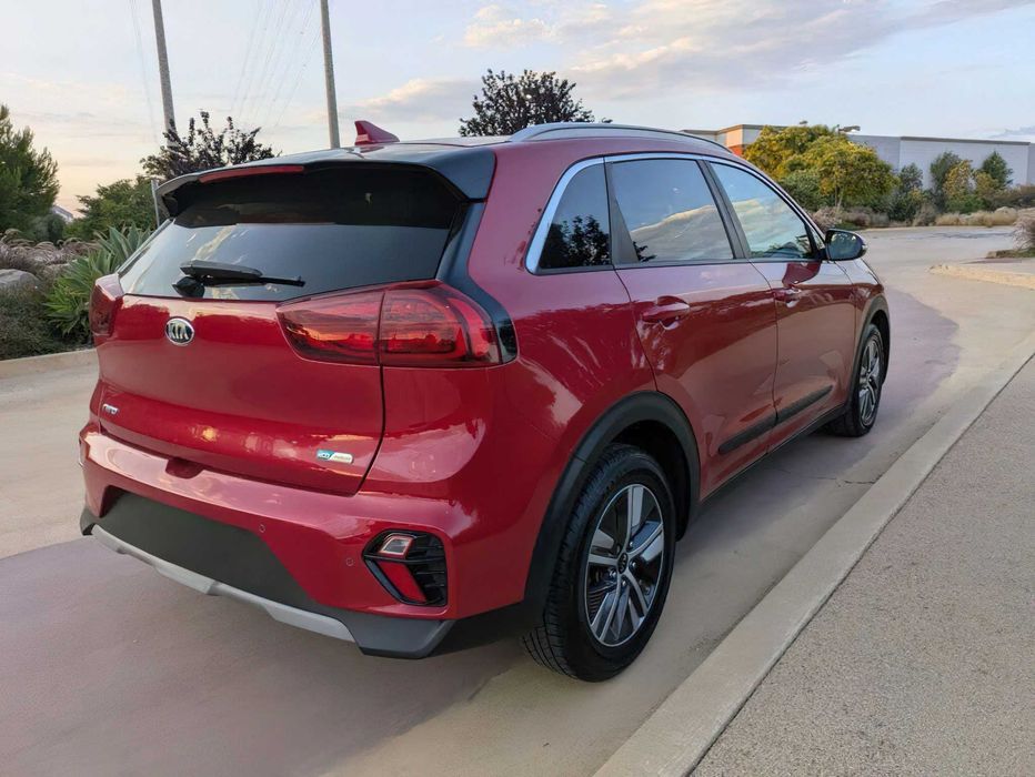 Kia Niro EX Premium      2020