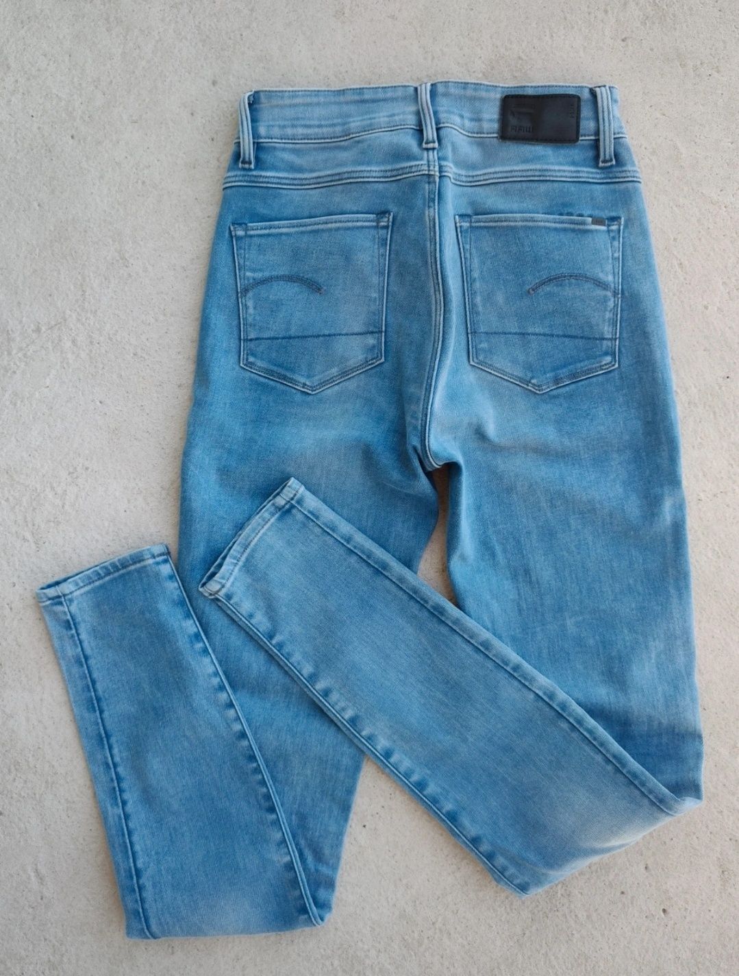 Spodnie jeansowe z wysokim stanem RAW G- Star 3301 34 xs