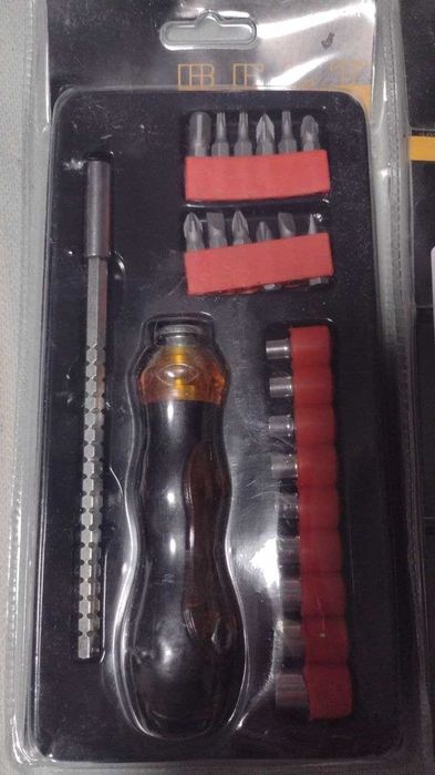 набір інструментів belt 23 предмети запаяне пакування