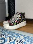 Converse na platformie