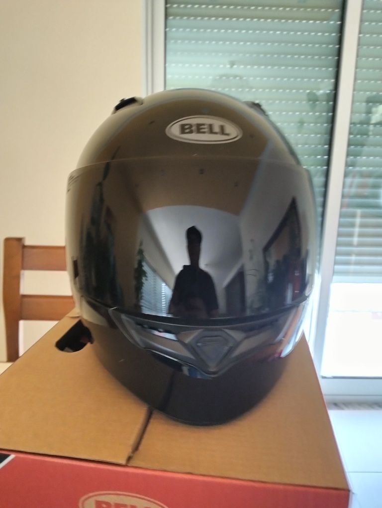 Capacete Bell como novo