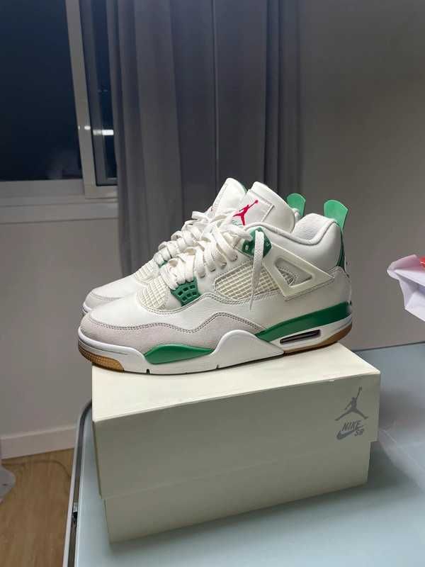 Jordan4RetroSBPineGreen r.46