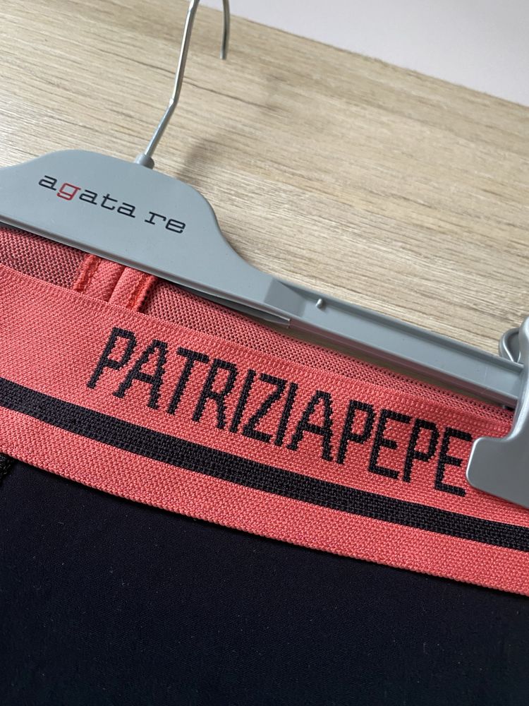 Patrizia Pepe S legginsy czarne logo klasyczne wysoki stan