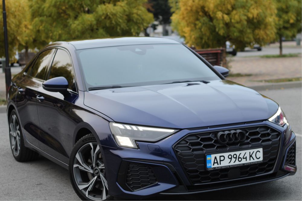 Audi A3 ( 8Y) 2022 року мʼякий гібрид