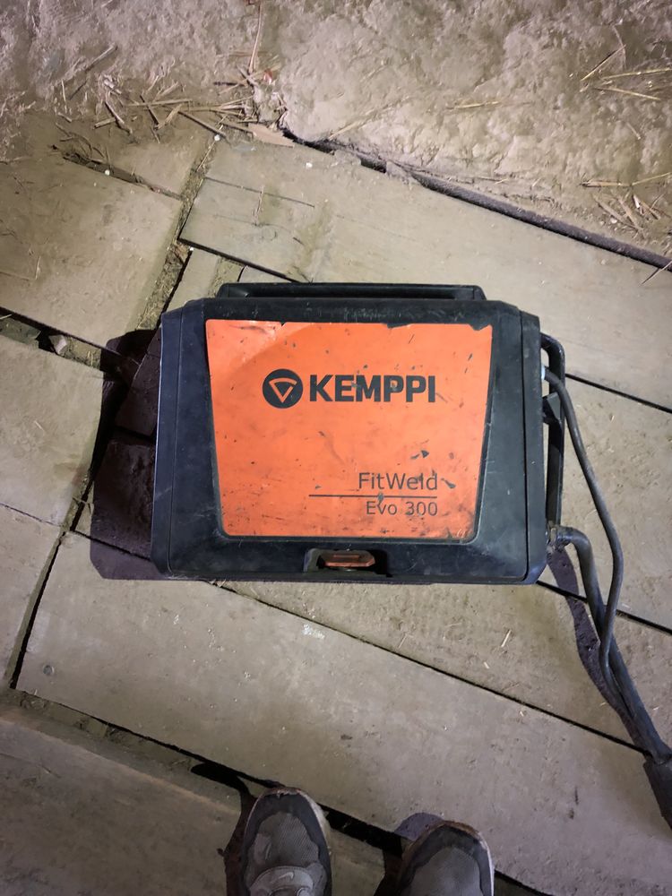 Продам сварочний апарат Kemppi fitweld evo 300