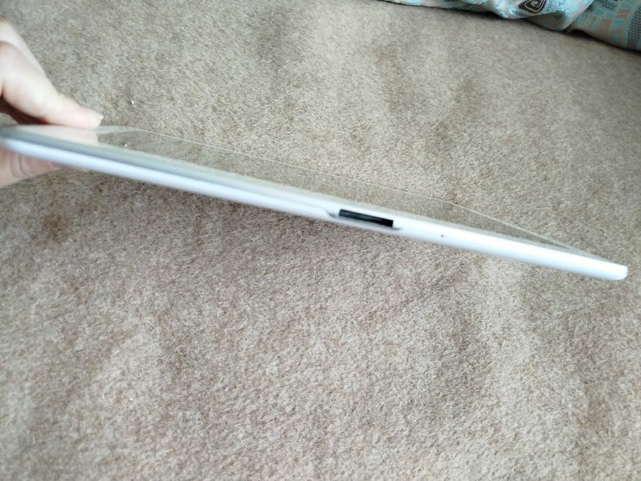 Планшет Samsung 10