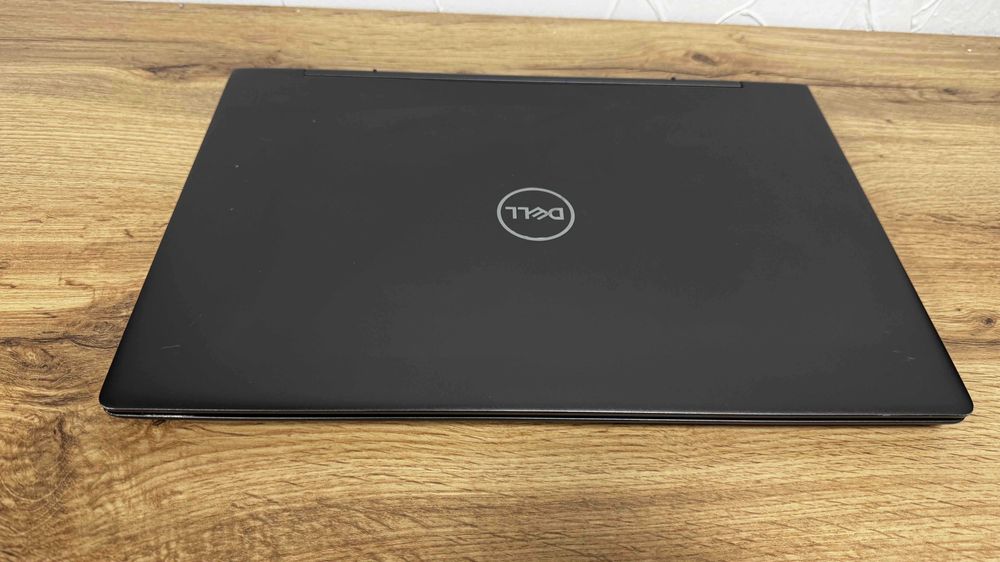 Dell Inspiron 7591 – i7, 16GB RAM, 256GB SSD, 4K дисплей, MX250