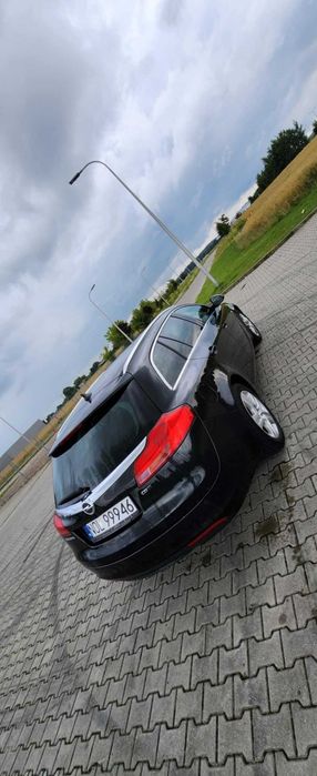 Opel insignia 2.0cdti 2010r stan BDB