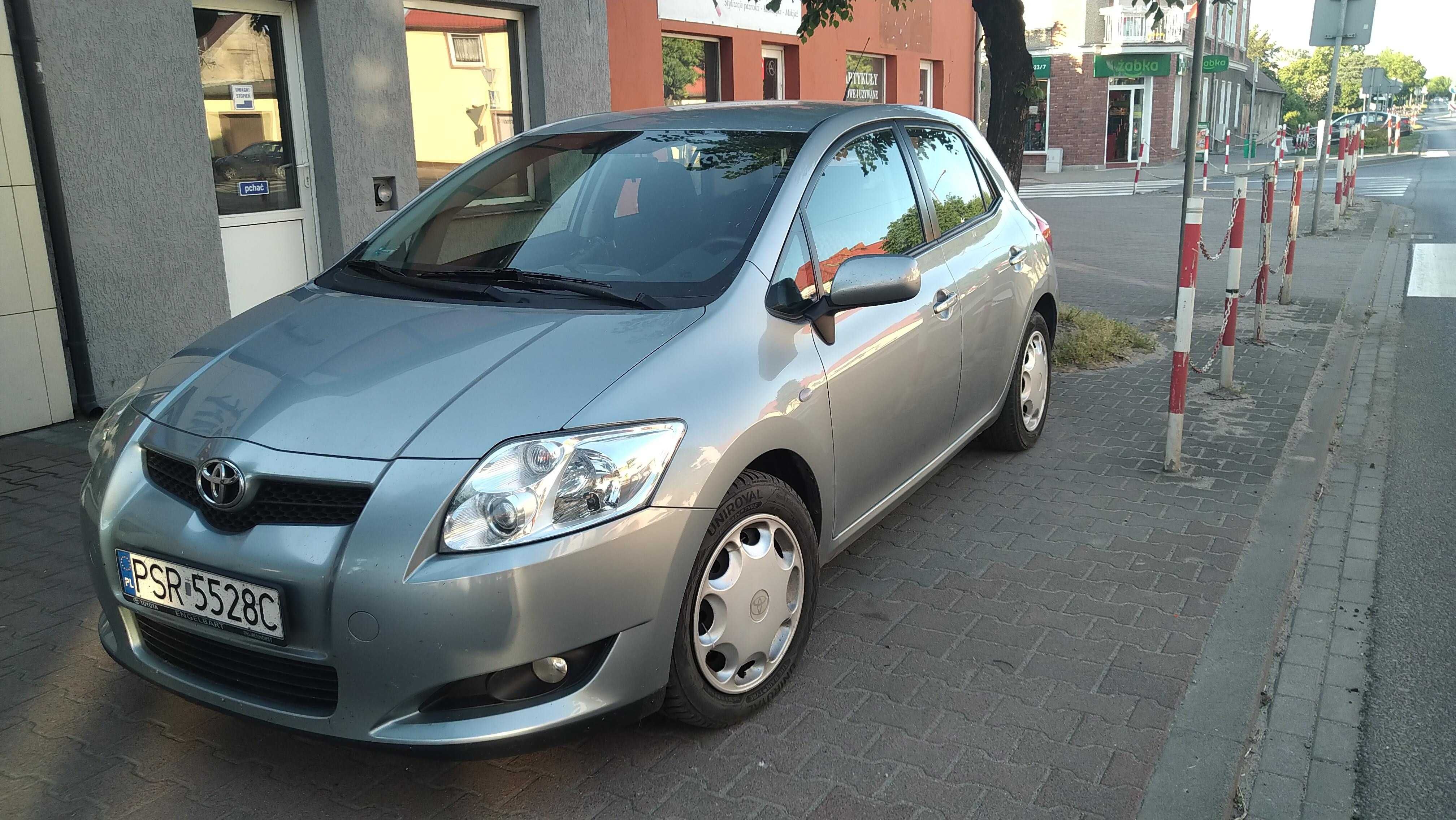 Toyota Auris, rocznik 2009, benzyna 1.4