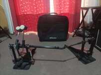 Pedal Duplo PDP 800 com mala da Millenium
