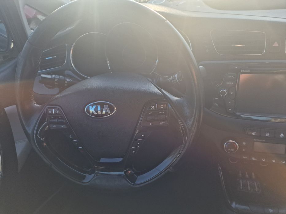 Konsola Kia ceed 2  komplet orginal