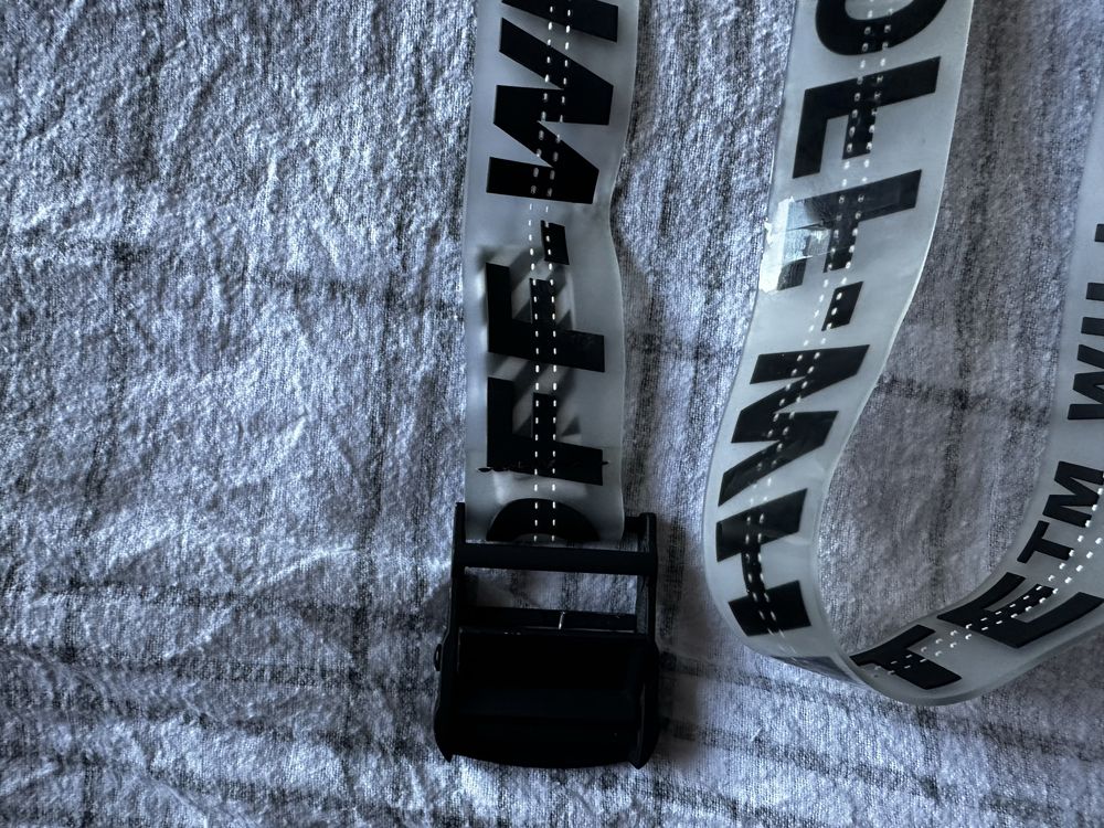Pasek off white