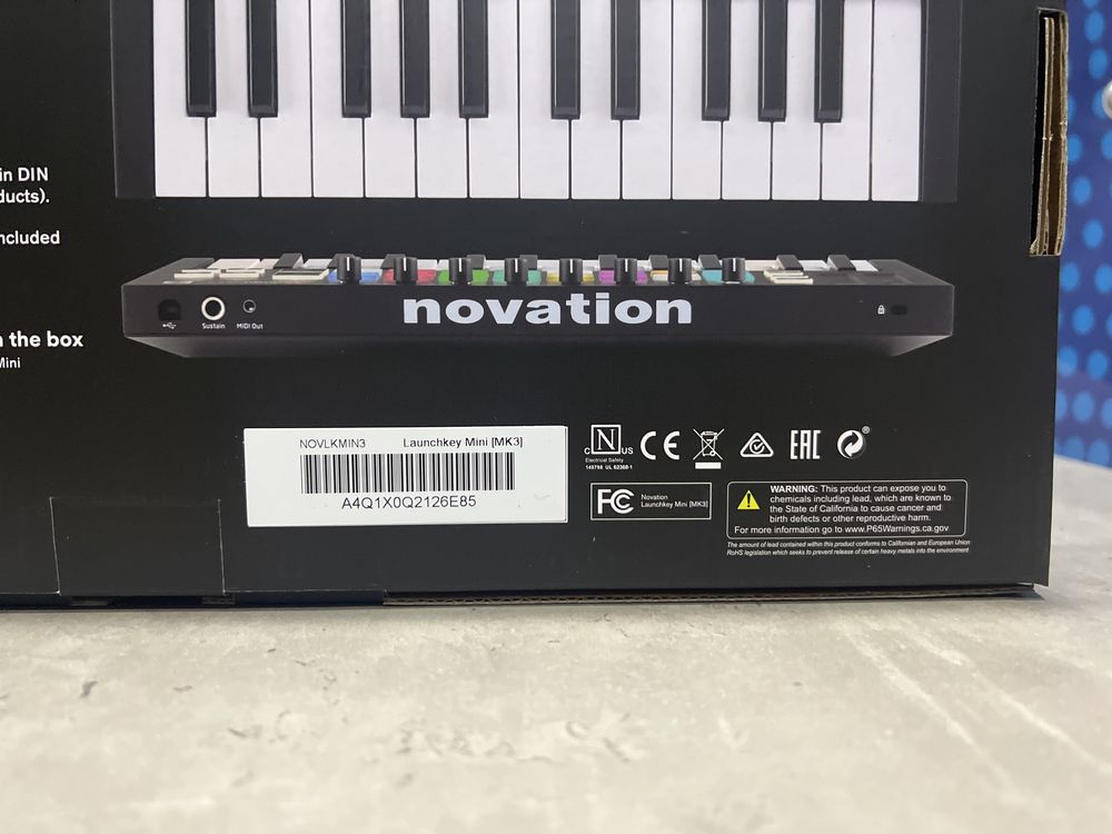 MIDI-клавіатура Novation Launchkey Mini MK3 • Нова • Запакована!