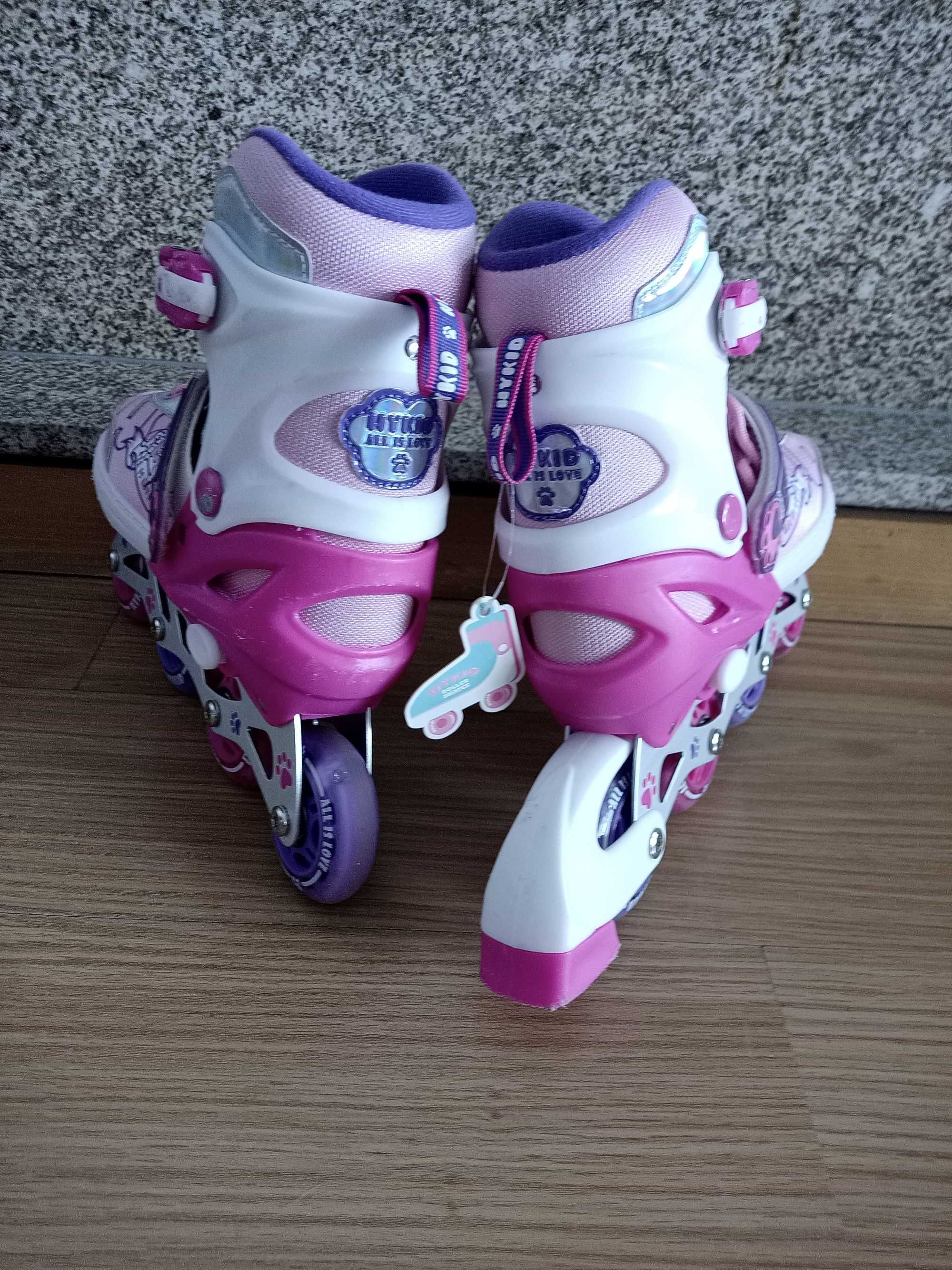 Patins em Linha + Proteções – Inline Skates with Pads Set