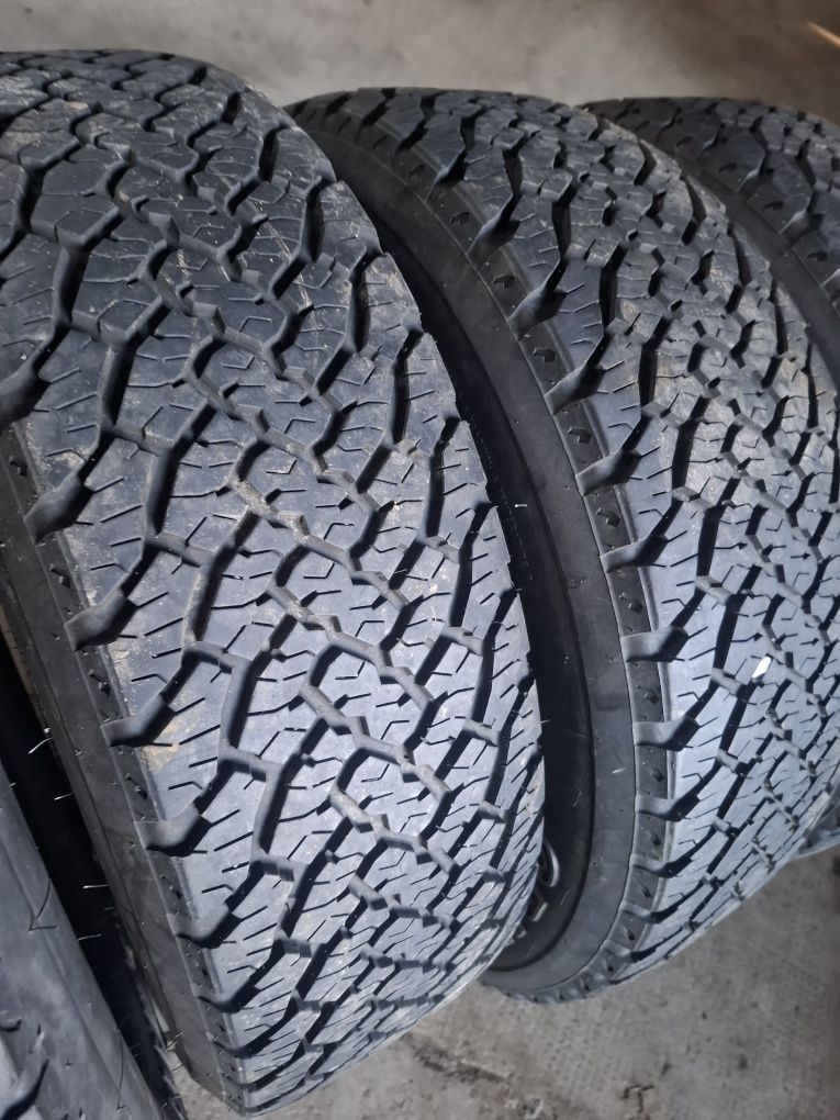Opony całoroczne 215/75R15 Gripmax