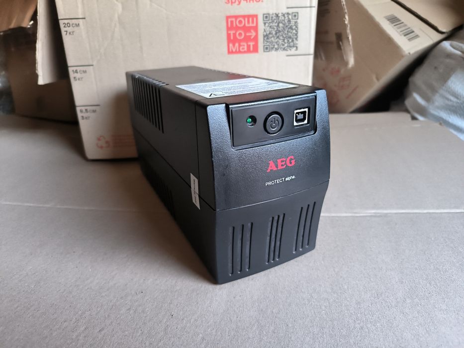Бесперебойник AEG Protect alpha 600  UPS