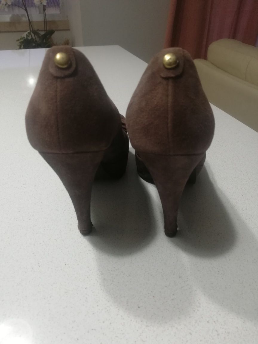 Sapatos senhora  36