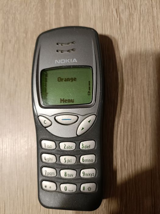 Nokia 1100 stan bdb, 2 bat+ Nokia 3210, działa+ Ładowarka Nokia ACP-7E