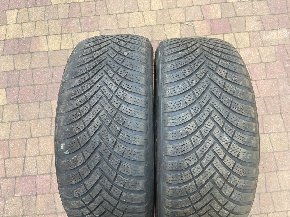 3878. Opony zimowe 225/50/17 Hankook 2024r 5mm cena za 2szt