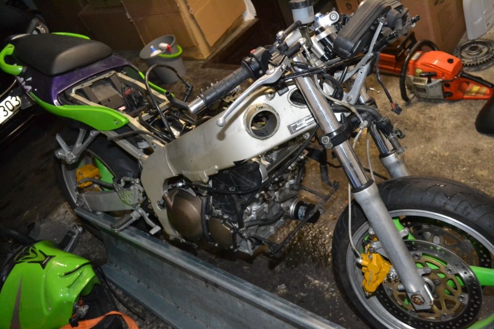 kawasaki zx6r zx 6 r 98r skrzynia biegów głowica wał sprzęgło dekiel