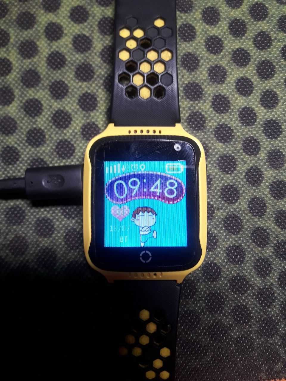 Продам часы детские "Kids online tracking watch"