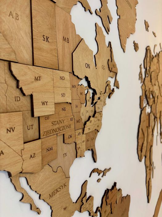 Podróżuj Codziennie – Drewniana Mapa 3D w Kolorze Winchester 170x100cm