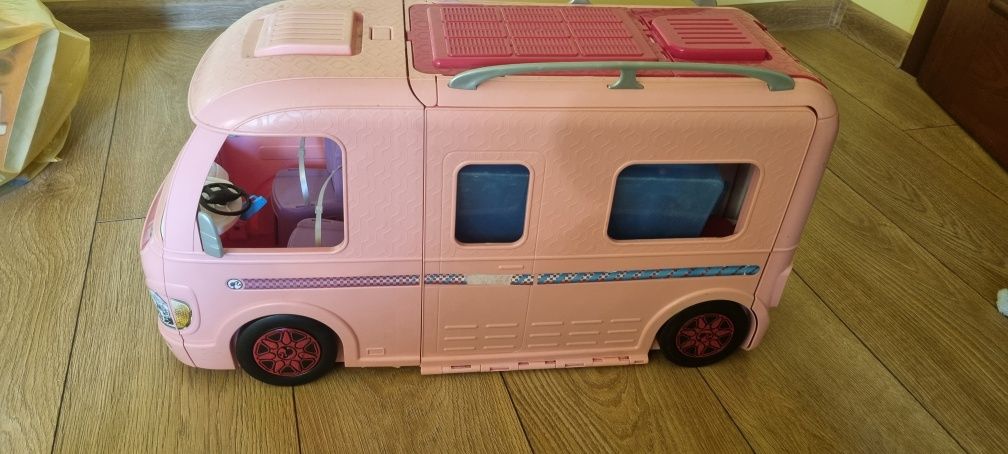 Samochód Barbie kamper Barbie