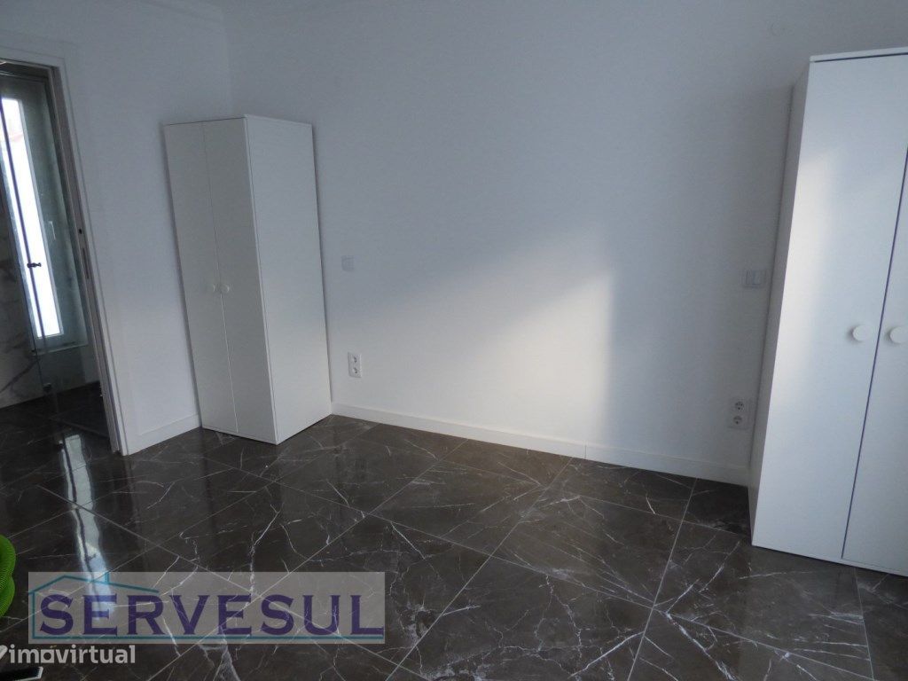 Novo Apartamento penthouse de 2 quartos e terraço com piscina, inse...