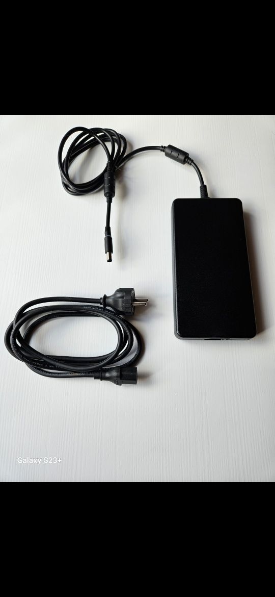 Zasilacz/ładowarka Dell 240w