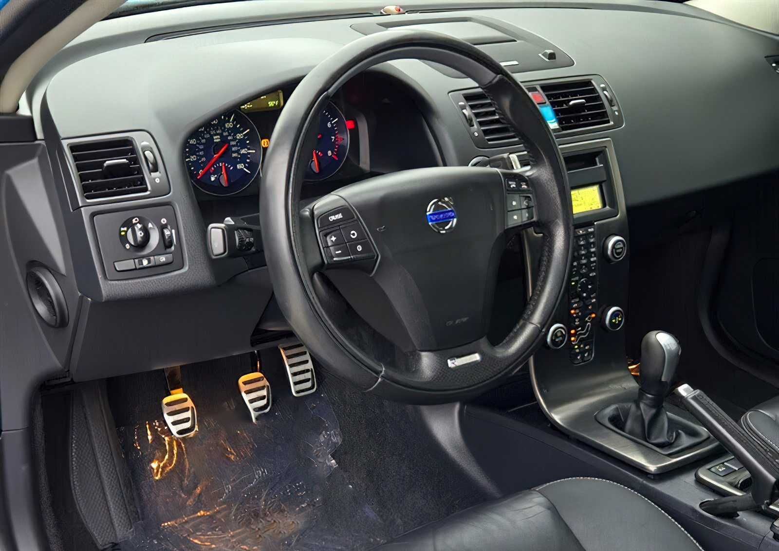 Volvo C30   2013