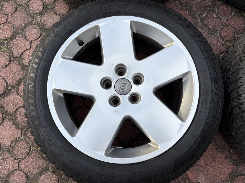 4 koła z oponami zimowymi Audi