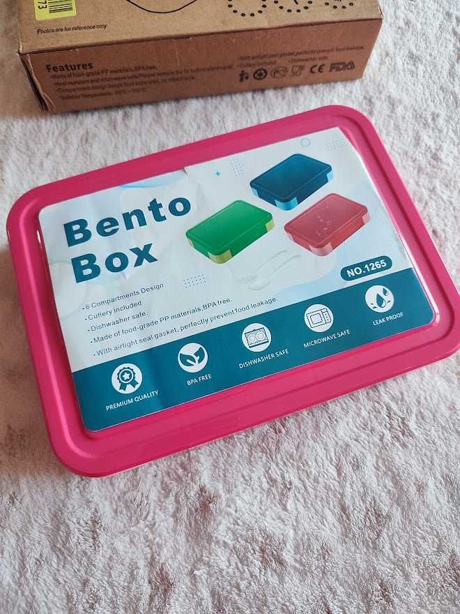 Śniadaniówka Lunchbox Pojemnik Na Śniadanie Z Pprzegródkami + Sztućce