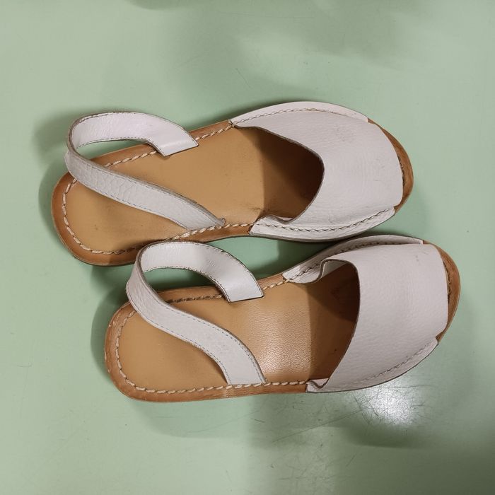 Sandalias n 28 e n31