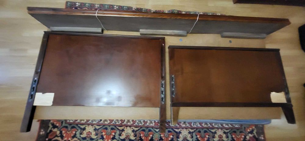 Румынская односпальная кровать из натурального дерева