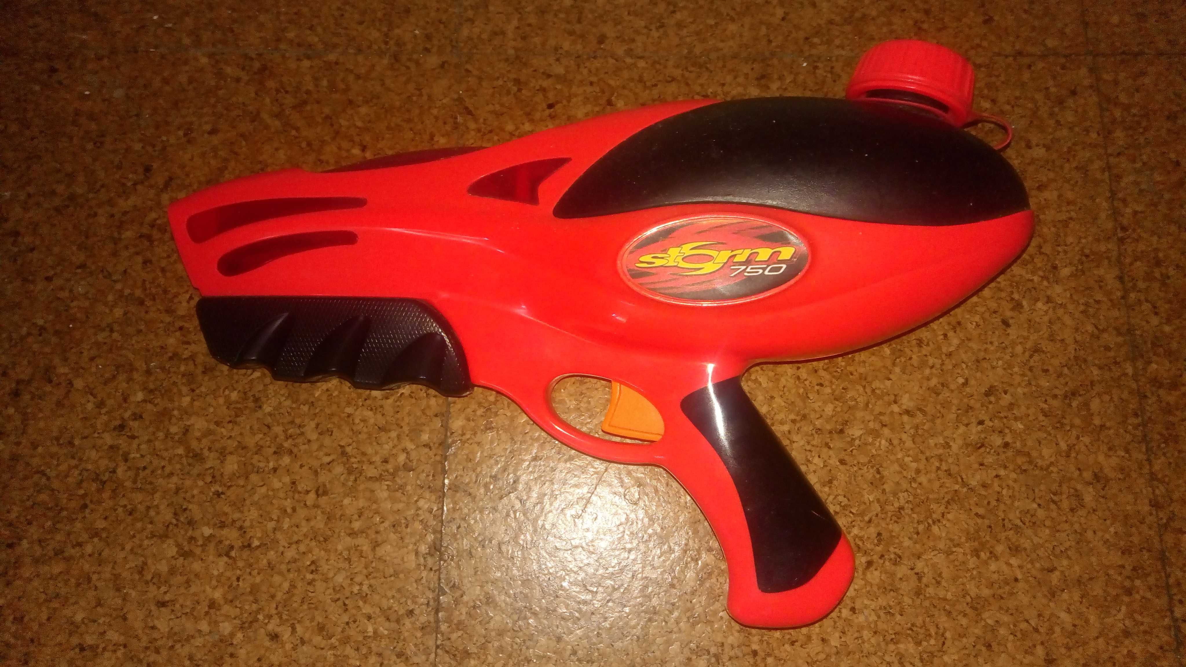 Pistola de água Nerf Storm 750