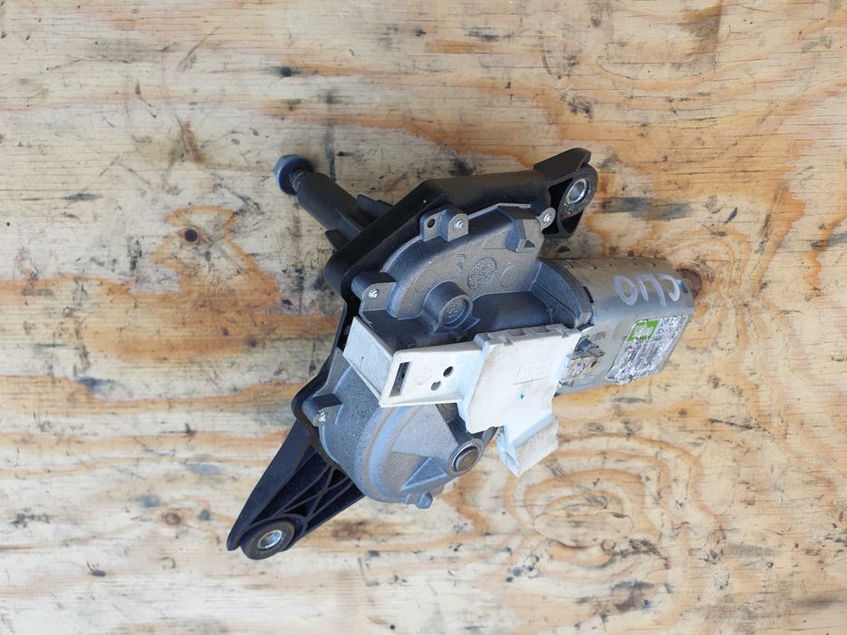 Reno Clio, Modus silniczek wycieraczki tylnej Valeo 820.031.1486