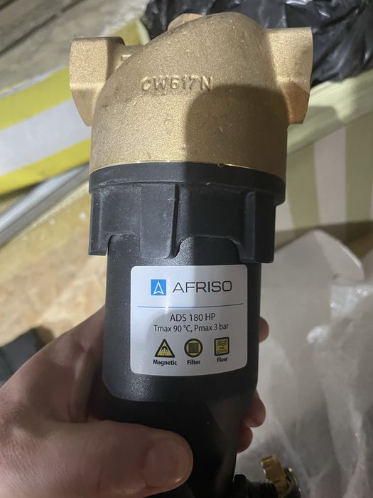 Afriso magnetyczny separator zanieczyszczeń ADS 180 HP