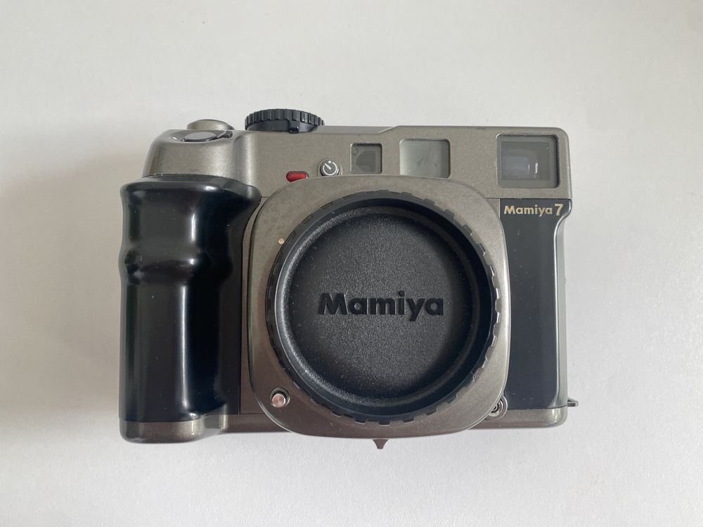 Mamiya 7 + 65mm f4 lens