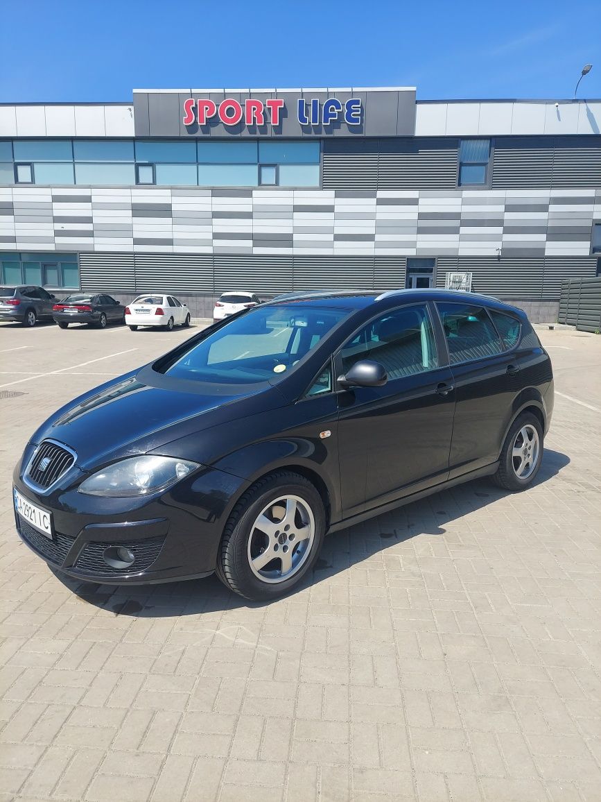 Продам Seat Altea XL 2009г  1.9 дизель