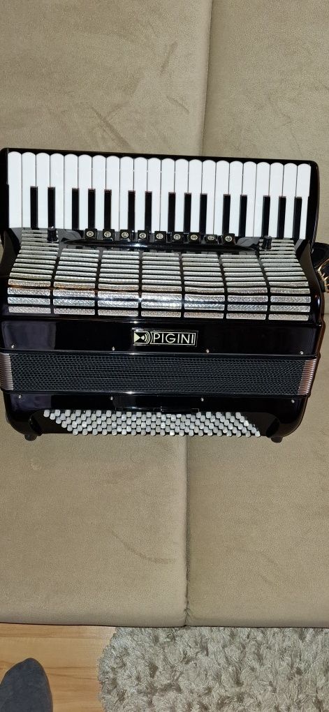 Akordeon Pigini Wing 374